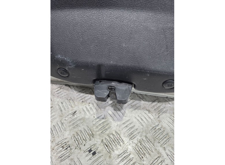 Замок багажника к Peugeot 307