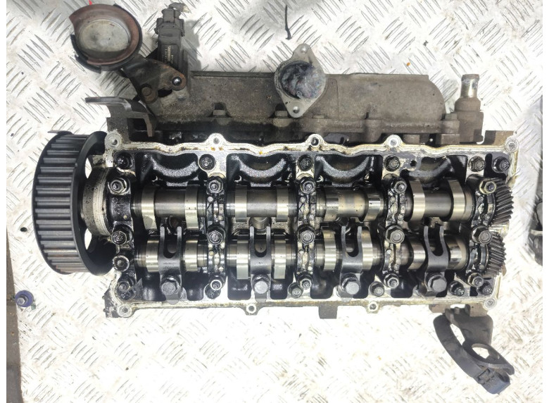 Головка блока цилиндров к Honda Civic, 2005г.
