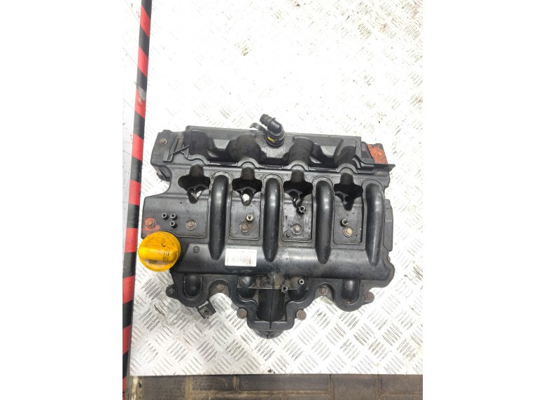 Клапанная крышка к Renault Master