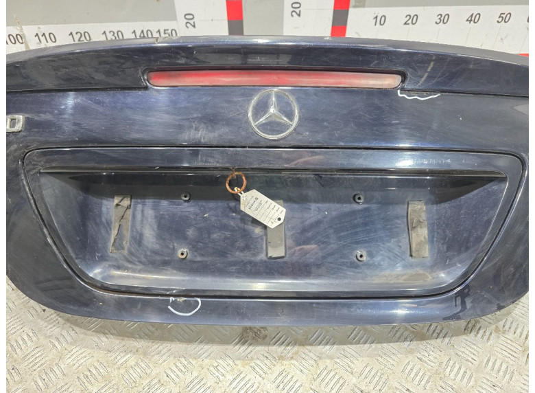 Накладка подсветки номера к Mercedes C W203, 2004г.