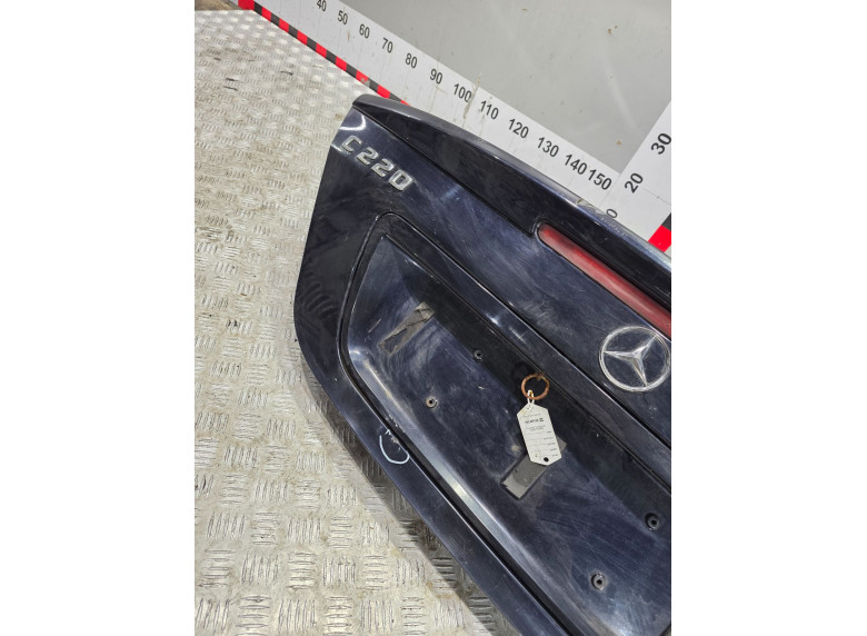 Накладка подсветки номера к Mercedes C W203, 2004г.