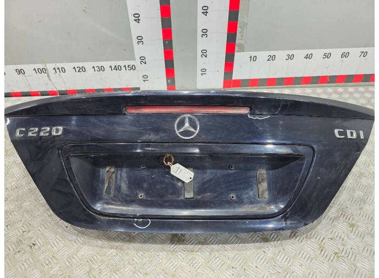 Крышка багажника (дверь 3-5) к Mercedes C W203, 2004г.