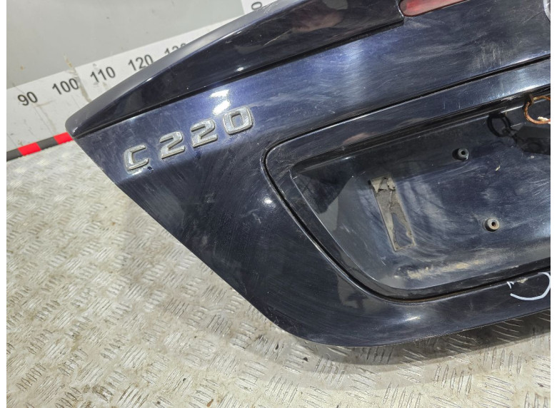 Крышка багажника (дверь 3-5) к Mercedes C W203, 2004г.