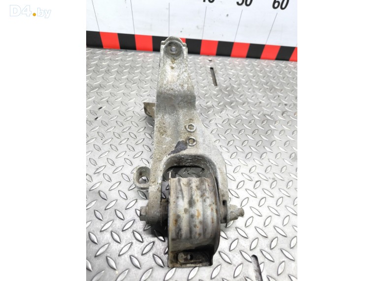 Кронштейн КПП к Volkswagen Transporter undefined г.