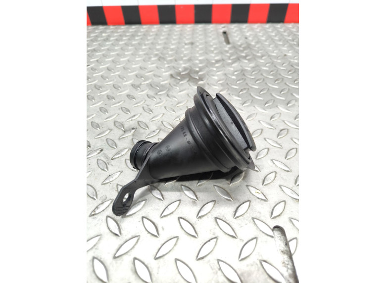 Маслозаливная горловина к Audi A6, 2007г.