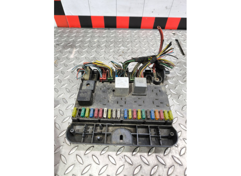 Блок предохранителей к Skoda Felicia