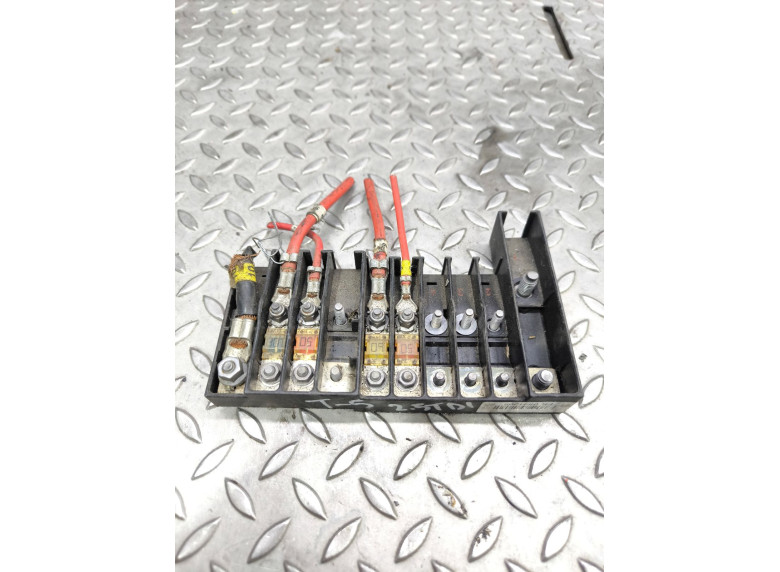 Блок предохранителей к Volkswagen Transporter, 2007г.