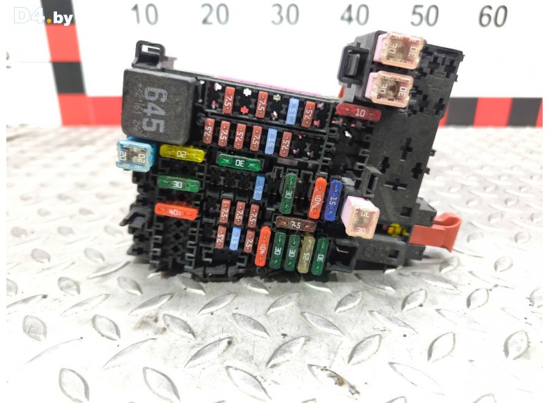 Блок предохранителей к Skoda Scala undefined г.