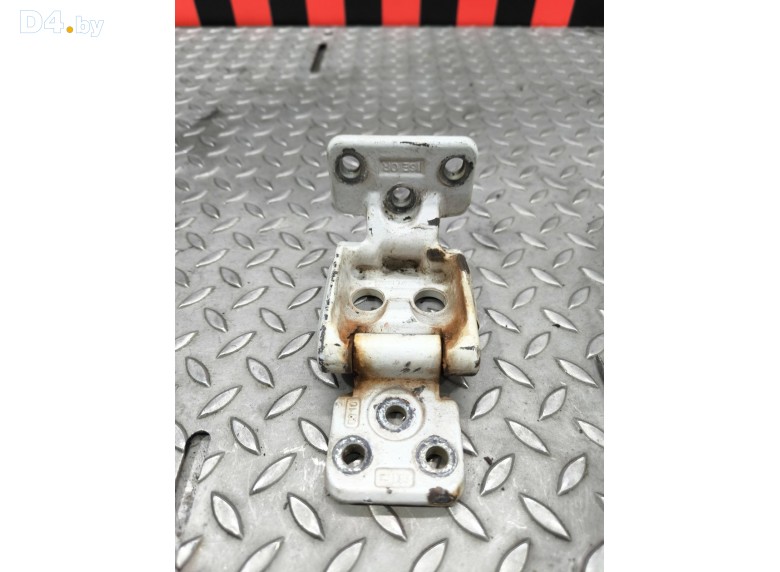 Петля двери задней правой к Mercedes Sprinter undefined г.