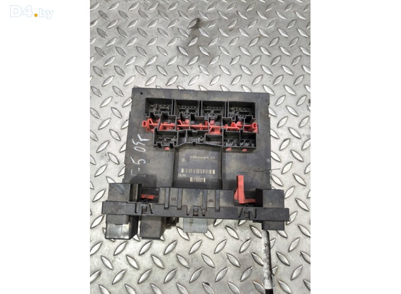 Блок бортовой сети (блок управления BCM) к Volkswagen Golf undefined г.