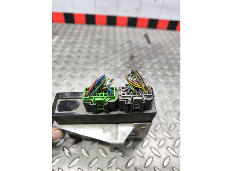 Блок комфорта к Volkswagen Golf, 2000г.