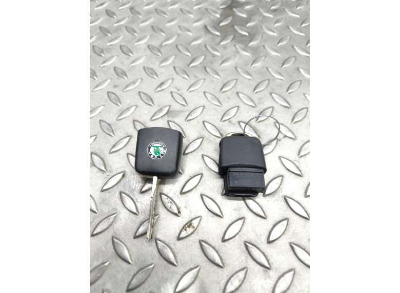 Ключ к Skoda Roomster, 2008г.