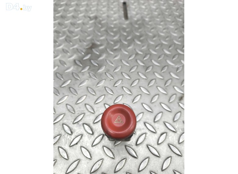 Кнопка аварийной сигнализации к Renault Master undefined г.