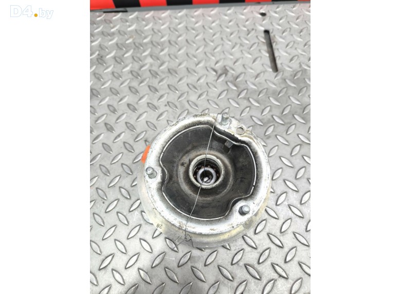 Опора амортизатора верхняя (чашка) к BMW 5E60/E61 undefined г.