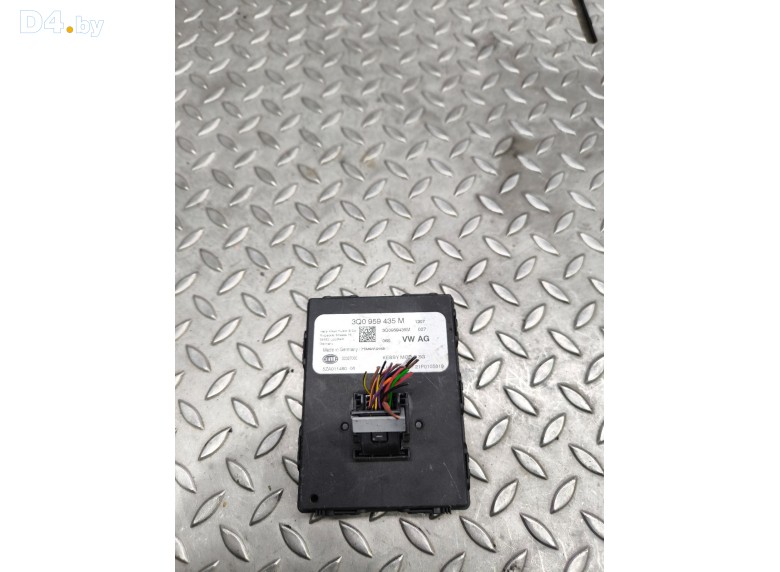 Блок управления бесключевым доступом к Skoda Scala undefined г.