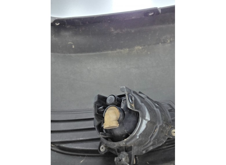 Фара противотуманная правая к Фара противотуманная правая к SsangYong Rodius undefined г. Rodius