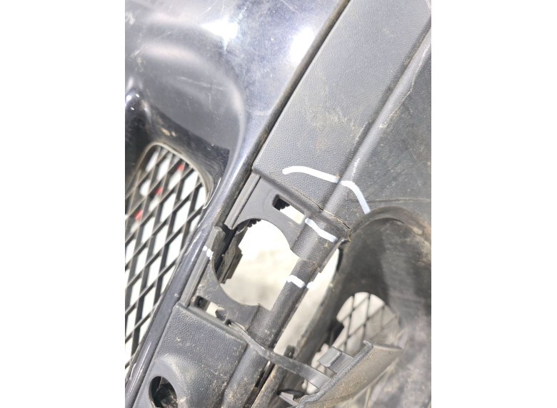 Бампер передний к Volkswagen Touareg, 2004г.