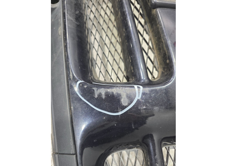 Бампер передний к Volkswagen Touareg, 2004г.