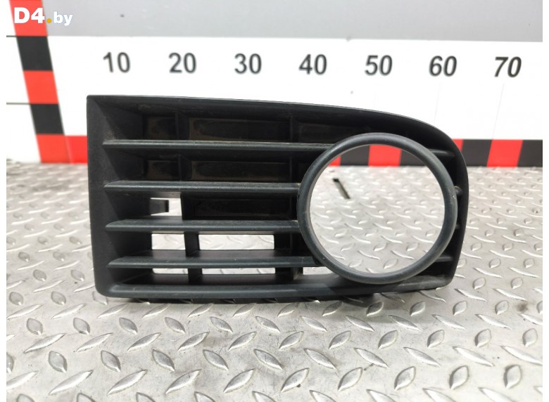 Рамка фары противотуманной левой к Volkswagen Golf undefined г.