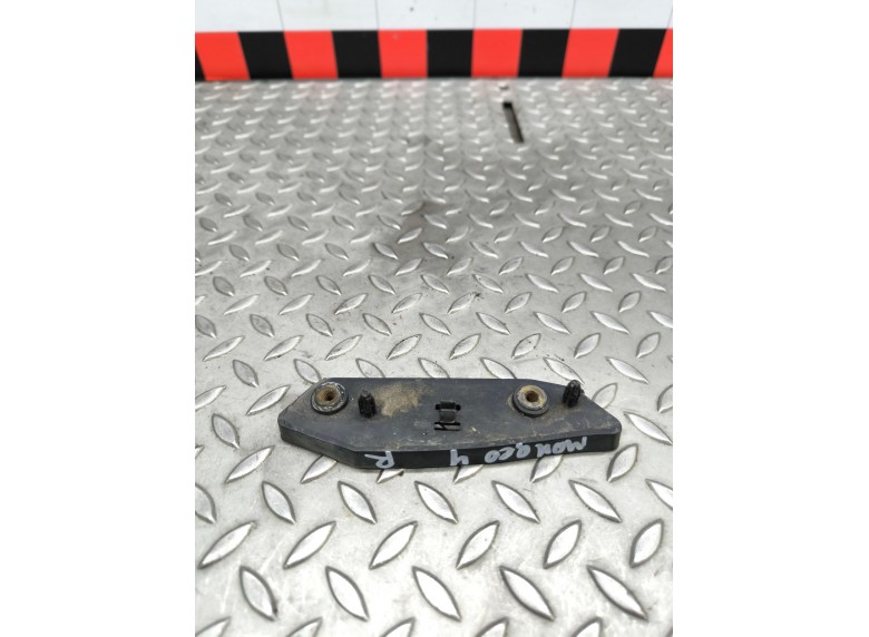 Кронштейн крепления бампера переднего к Кронштейн крепления бампера переднего к Ford Mondeo undefined г. Mondeo