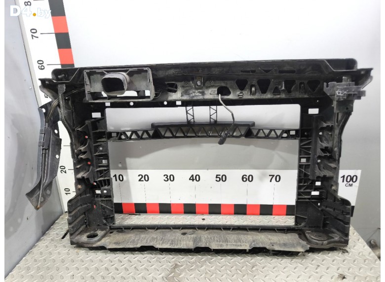 Передняя панель крепления облицовки (телевизор) к Volkswagen Polo undefined г.