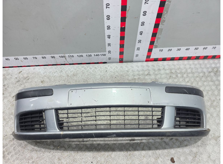 Бампер передний к Volkswagen Golf, 2006г.