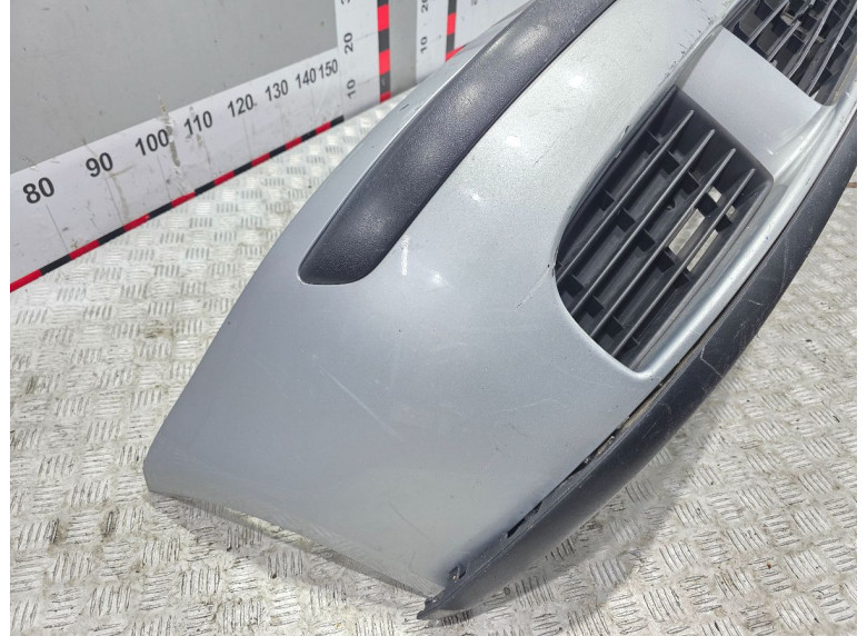 Бампер передний к Volkswagen Golf, 2006г.