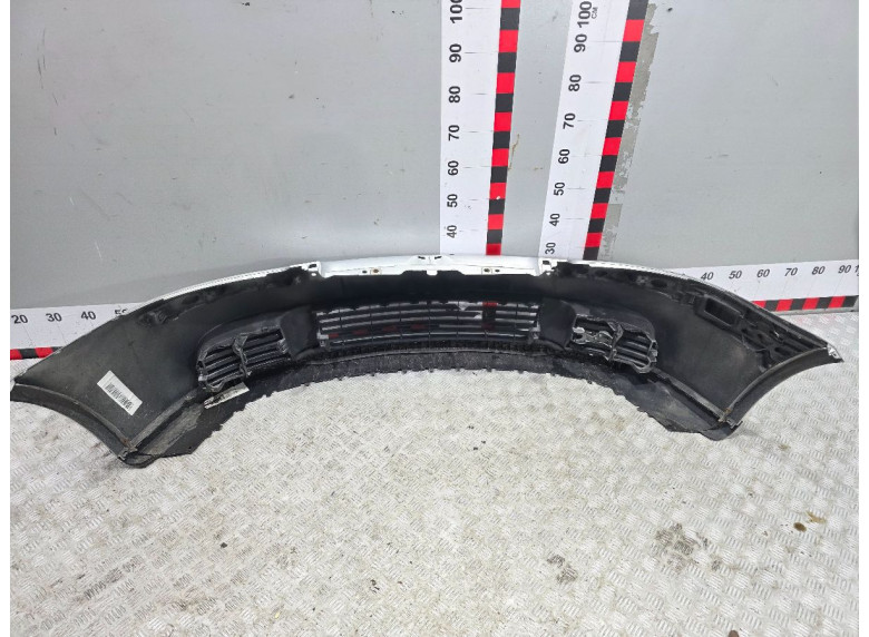 Бампер передний к Volkswagen Golf, 2006г.