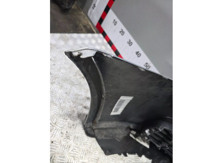 Бампер передний к Volkswagen Golf, 2006г.