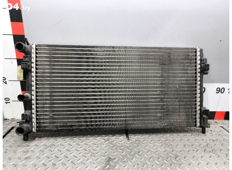 Радиатор (основной) к Volkswagen Polo undefined г.