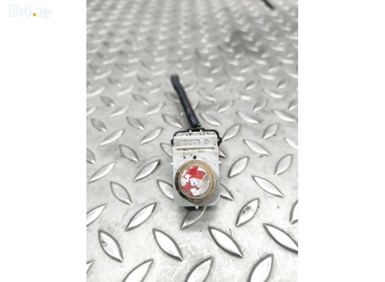 Датчик парктроника к Hyundai i20 undefined г.