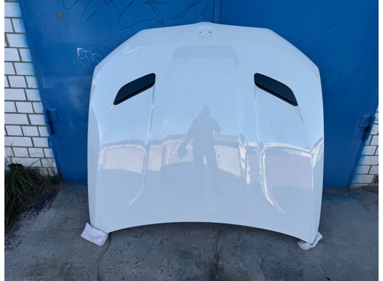 Капот к BMW M5 F90