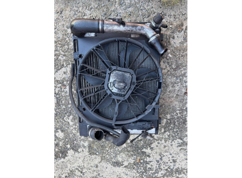 Кассета радиаторов к BMW 5 E60/E61, 2006г.