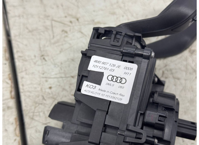 Переключатель подрулевой (стрекоза) к Audi A4, 2016г.