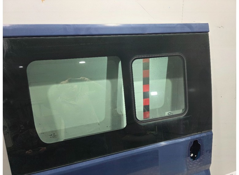 Дверь сдвижная правая к Дверь сдвижная правая к Peugeot Boxer undefined г. Boxer