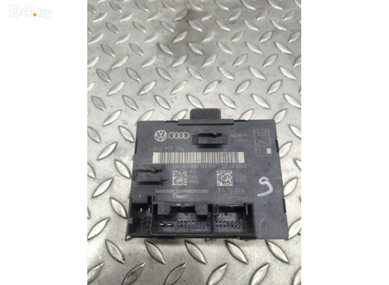 Блок управления двери передней правой к Audi A4 undefined г.