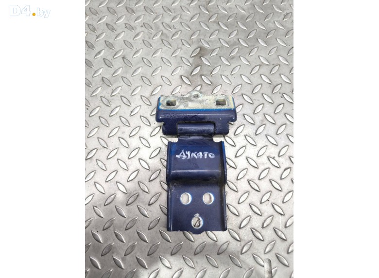 Петля двери задней левой к Citroen Jumper undefined г.