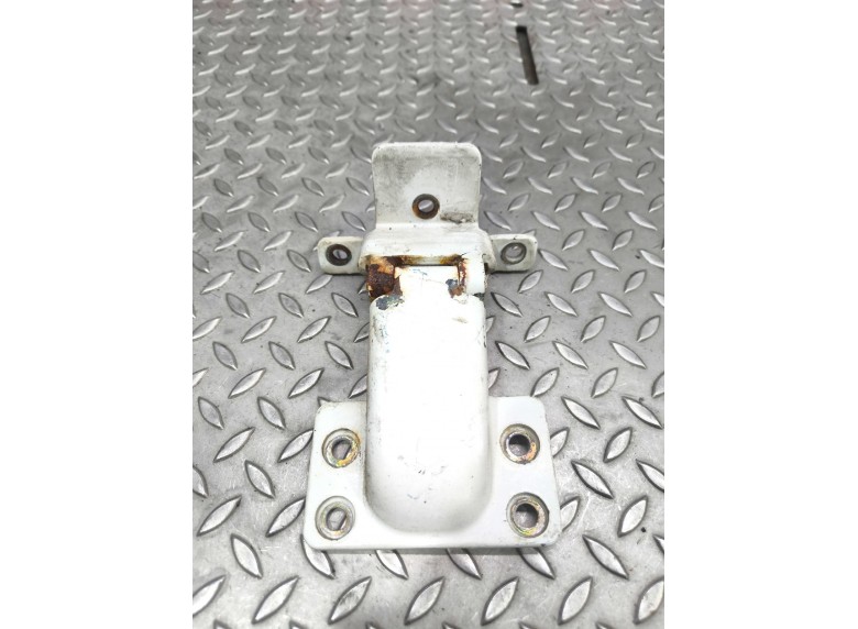 Петля двери задней правой к Peugeot Boxer