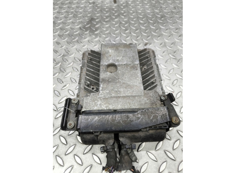 Блок управления двигателем к Volkswagen Golf, 2007г.