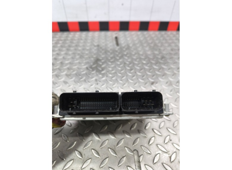 Блок управления двигателем к Блок управления двигателем к Audi A4 undefined г. A4