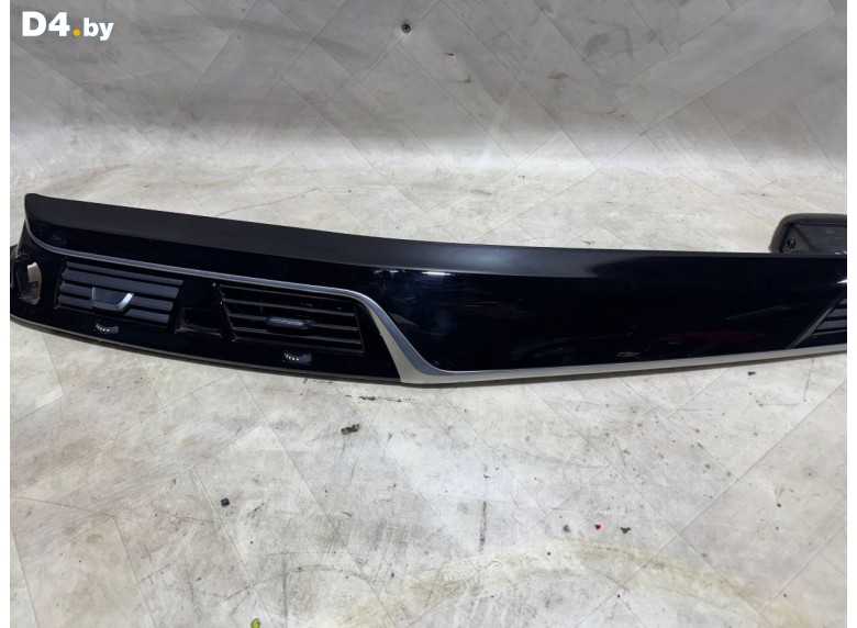 Накладка декоративная на торпедо к Накладка декоративная на торпедо к BMW M5F90 undefined г. M5 F90