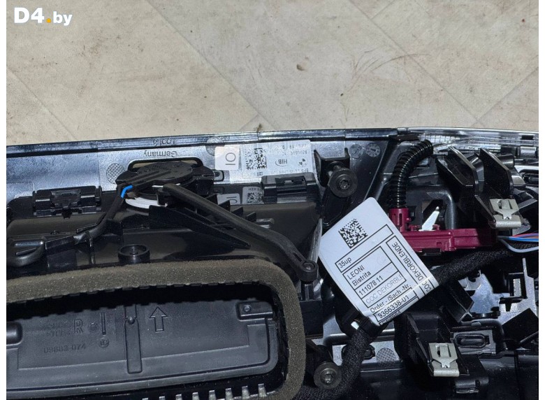 Накладка декоративная на торпедо к Накладка декоративная на торпедо к BMW M5F90 undefined г. M5 F90