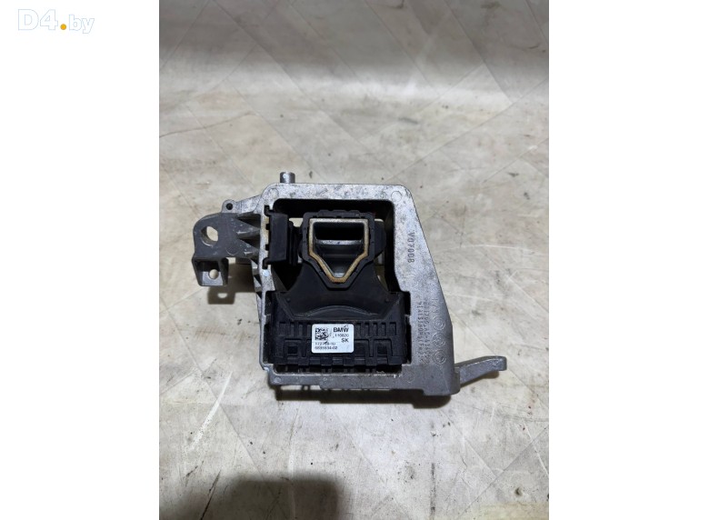 Подушка крепления двигателя к BMW 1F40 undefined г.