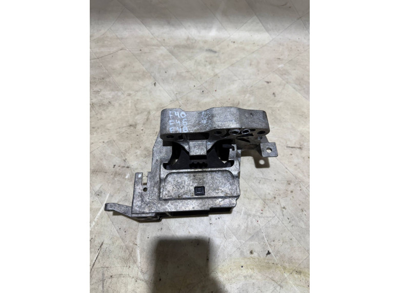 Подушка крепления двигателя к BMW 2 F45/F46, 2021г.