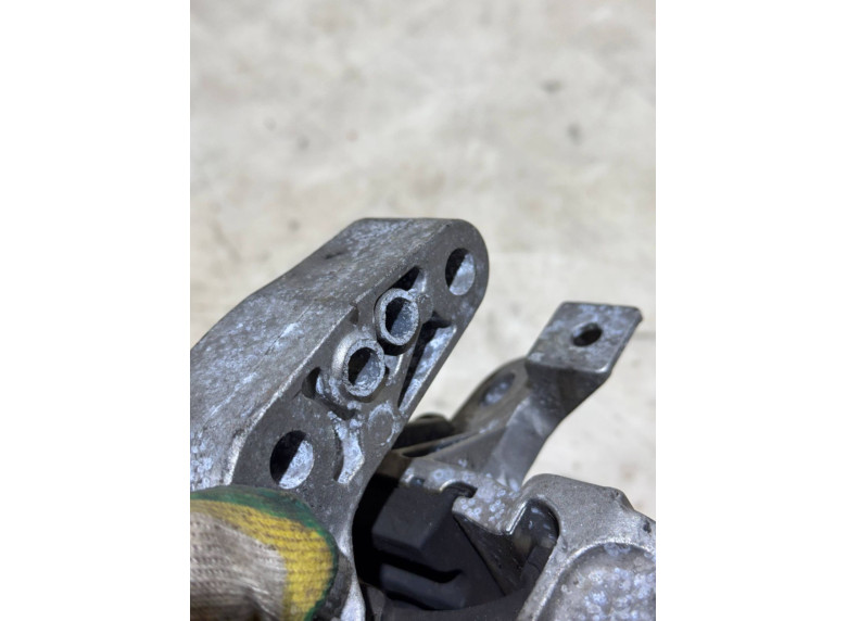 Подушка крепления двигателя к BMW 2 F45/F46, 2021г.