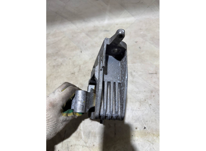 Подушка крепления двигателя к BMW 2 F45/F46, 2021г.