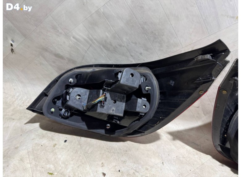 Фонарь задний (комплект) к Фонарь задний (комплект) к BMW 5E60/E61 undefined г. 5 E60/E61