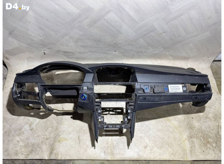 Панель передняя салона (торпедо) к BMW 5E60/E61 undefined г.