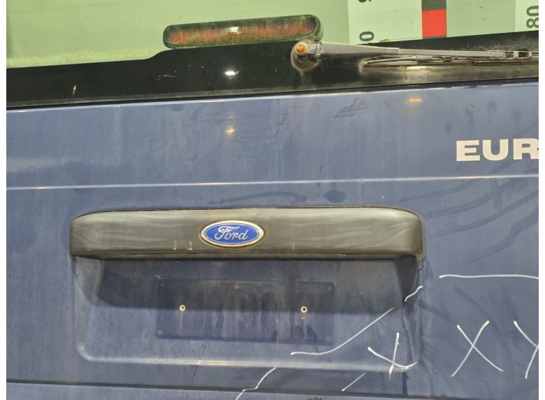 Накладка подсветки номера к Ford Transit