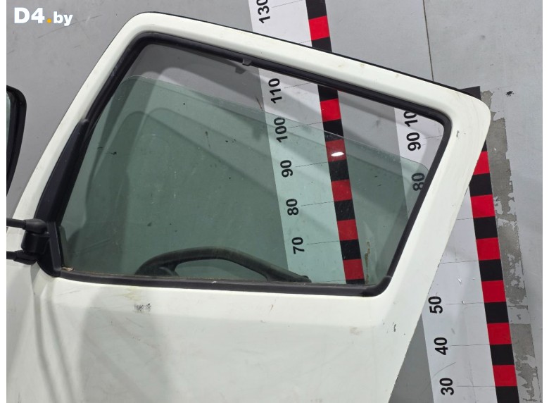 Стекло двери передней левой к Nissan Cabstar undefined г.